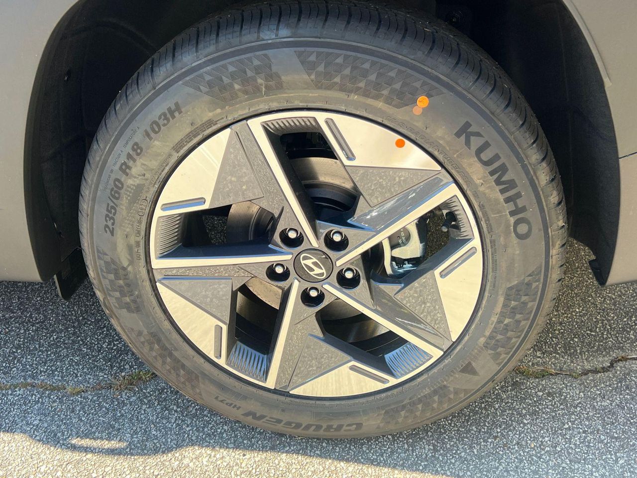 New 2026 Gray Hyundai SEL FWD image 21