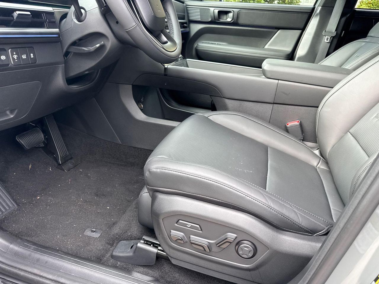 New 2026 Gray Hyundai Calligraphy image 10