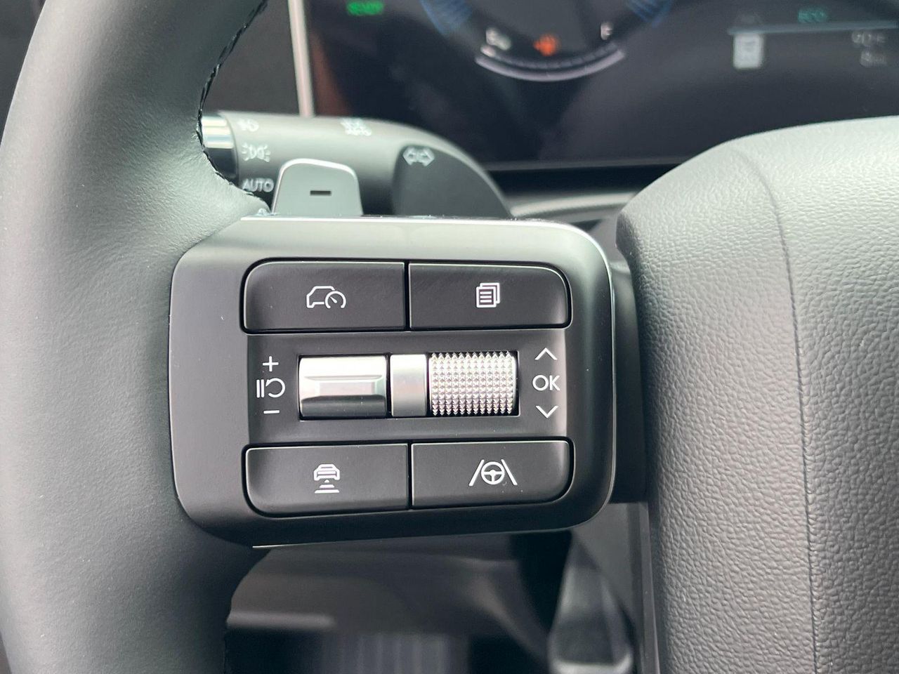 New 2026 Silver Hyundai SE image 20