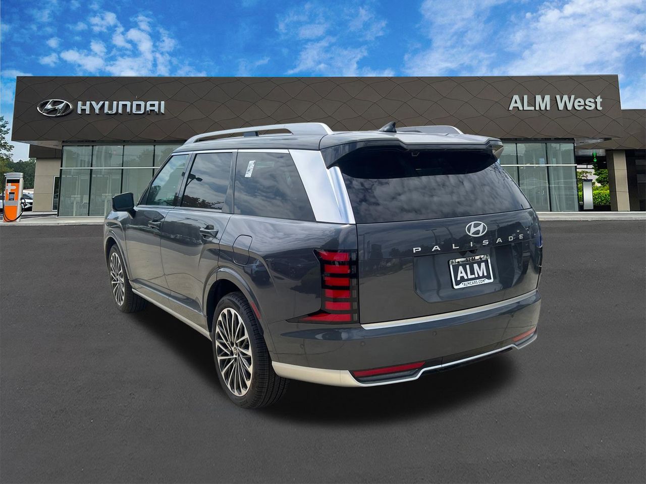 New 2026 Gray Pearl HYUNDAI Calligraphy FWD image 8