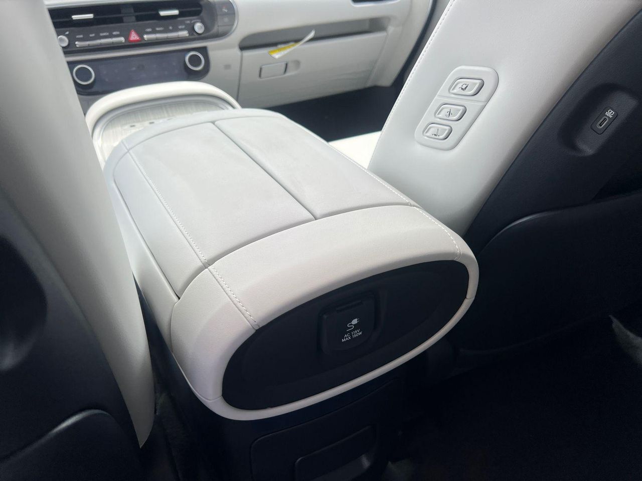 New 2026 Gray Pearl HYUNDAI Calligraphy FWD image 18
