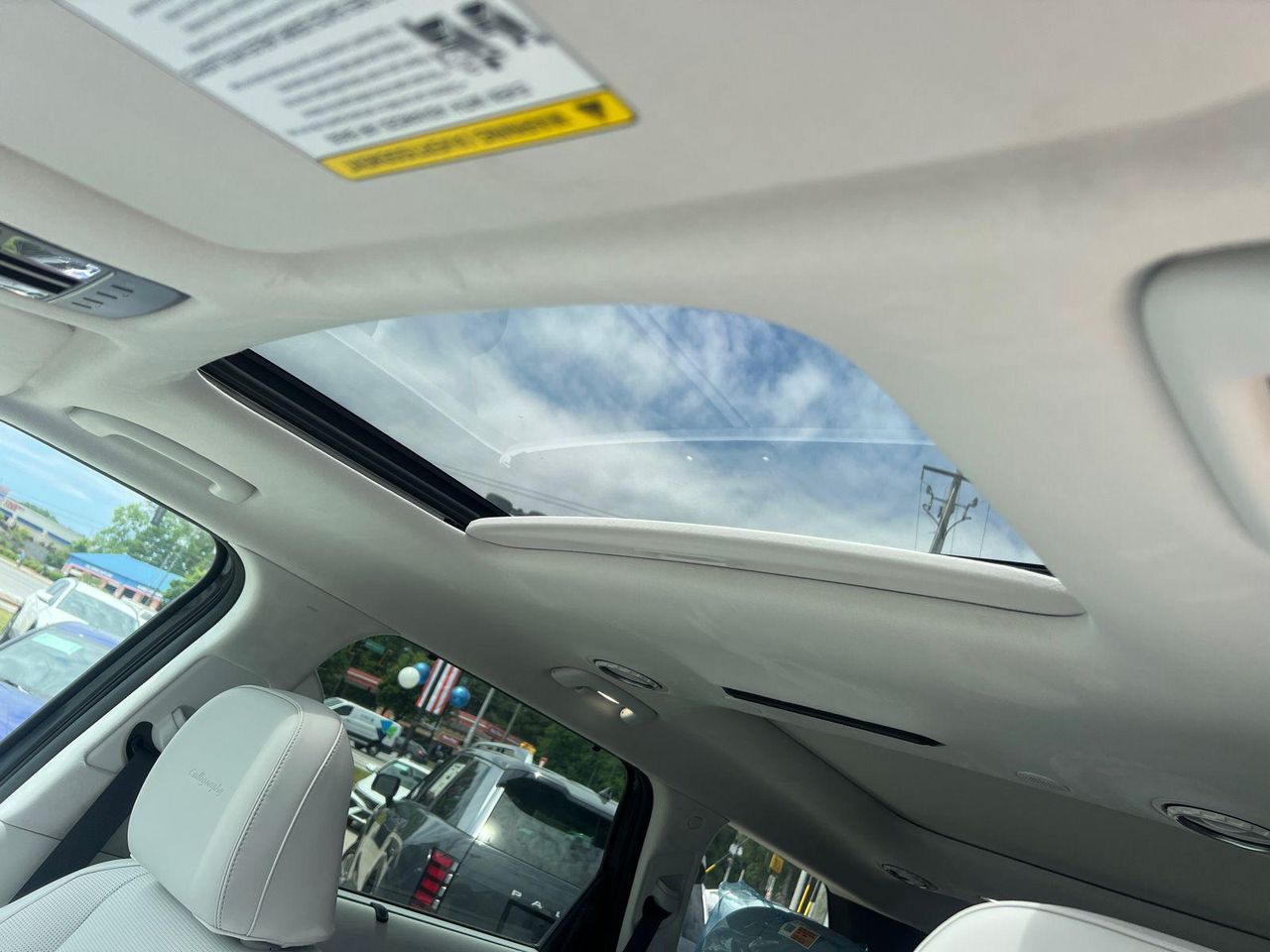 New 2026 Gray Pearl HYUNDAI Calligraphy FWD image 31