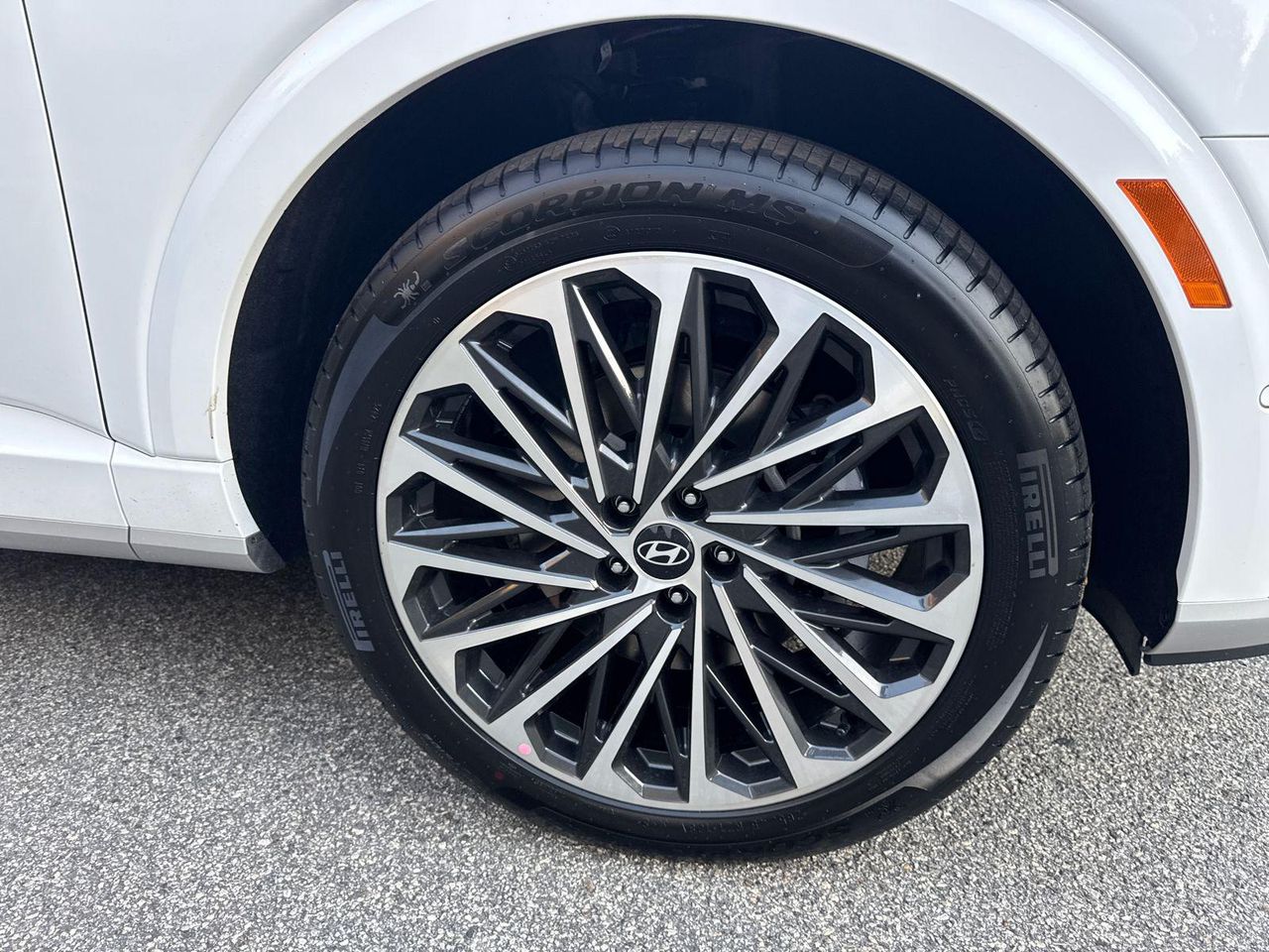 New 2026 White Hyundai Calligraphy FWD image 13