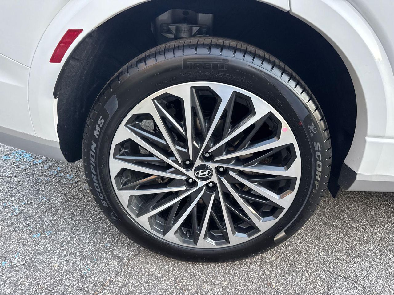 New 2026 White Hyundai Calligraphy FWD image 18