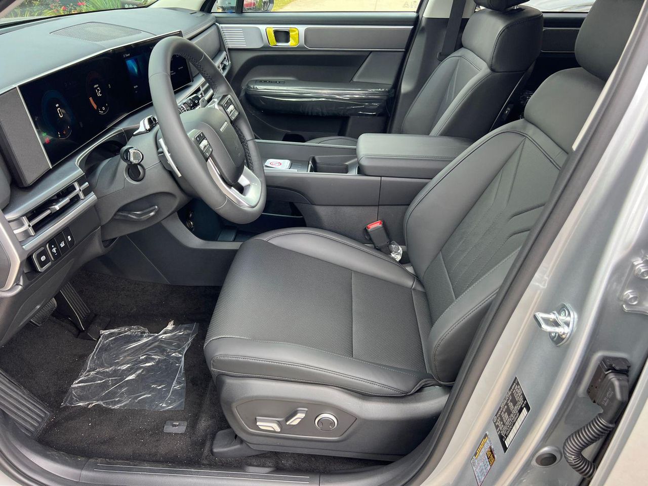 2026 Hyundai Santa Fe SEL photo 4