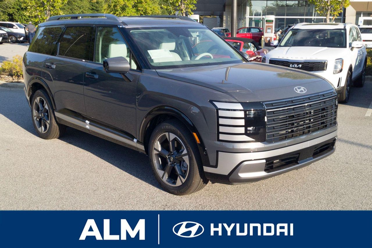 2026 Hyundai Palisade Limited photo 2