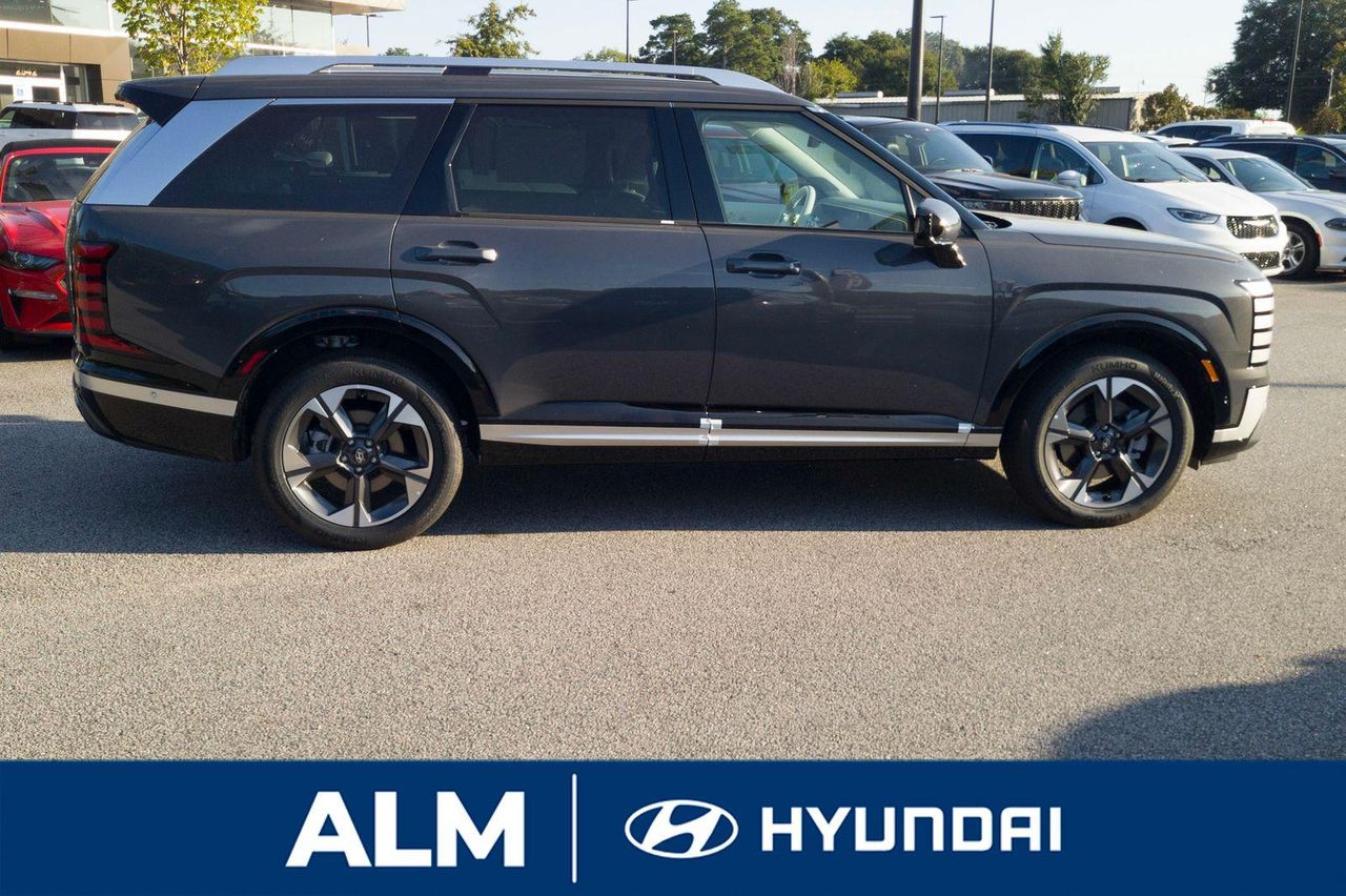 2026 Hyundai Palisade Limited photo 3