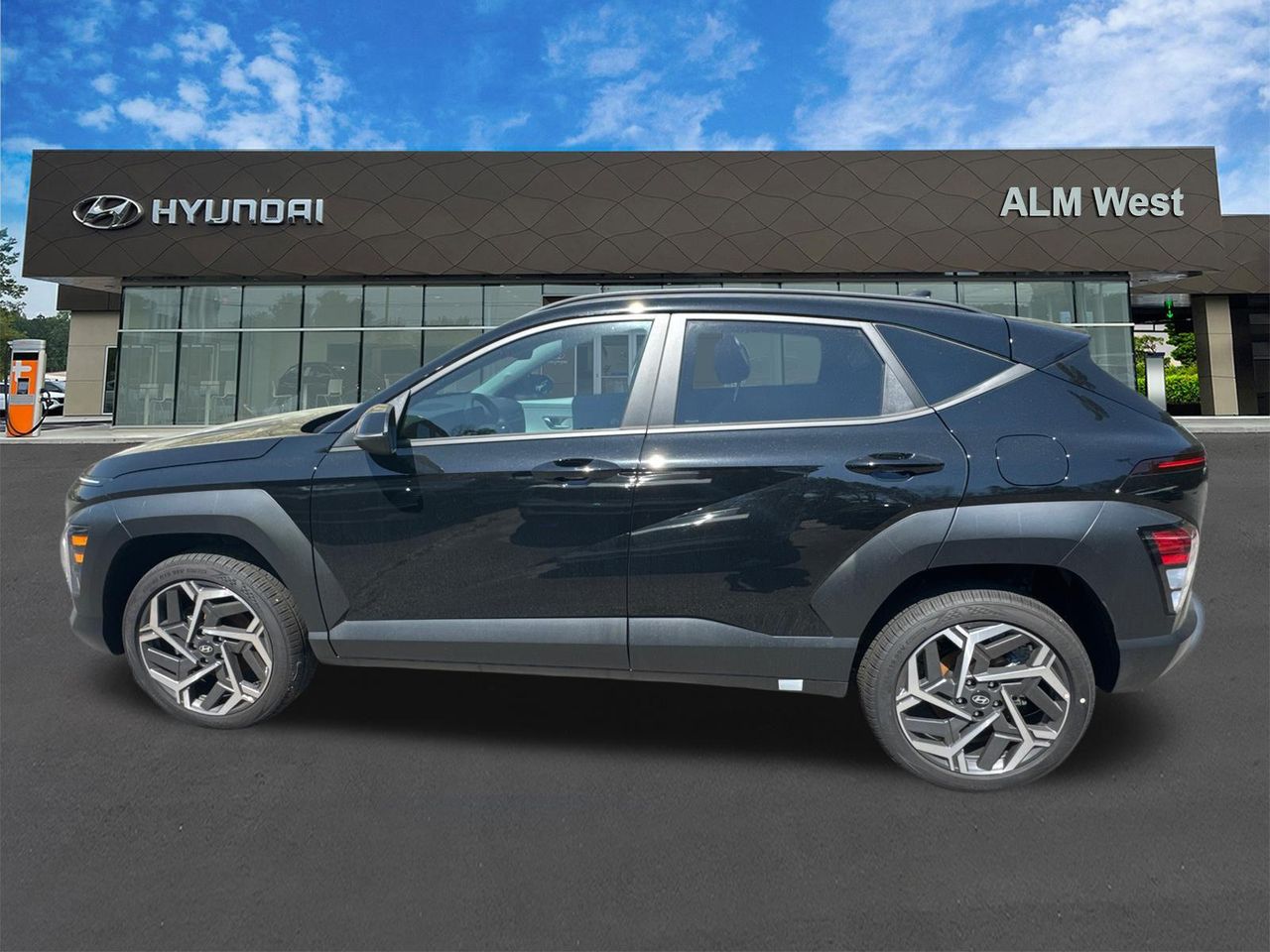 New 2026 Black Hyundai SEL Premium AWD image 9