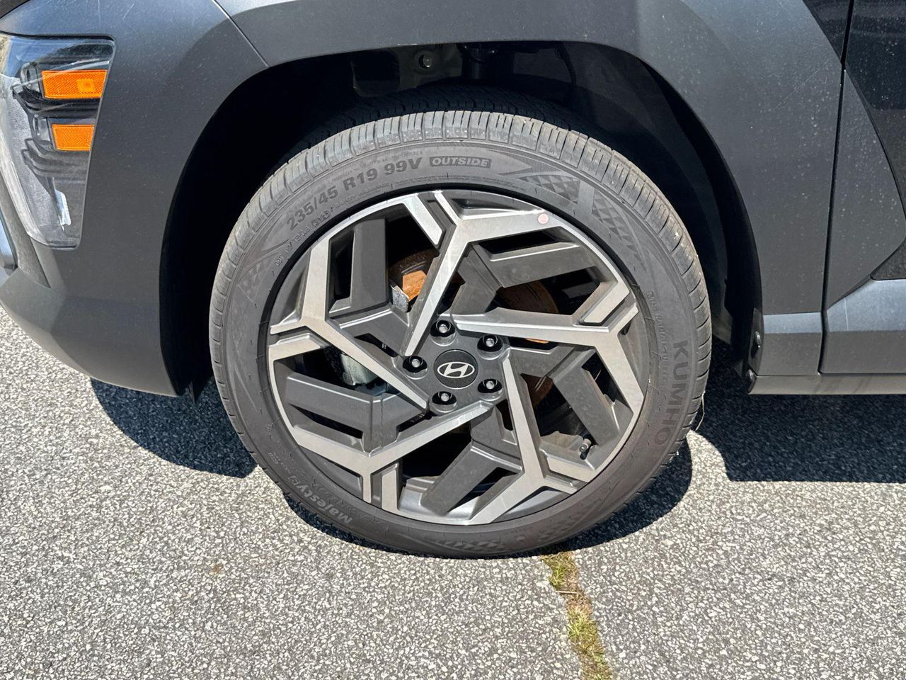 New 2026 Black Hyundai SEL Premium AWD image 12