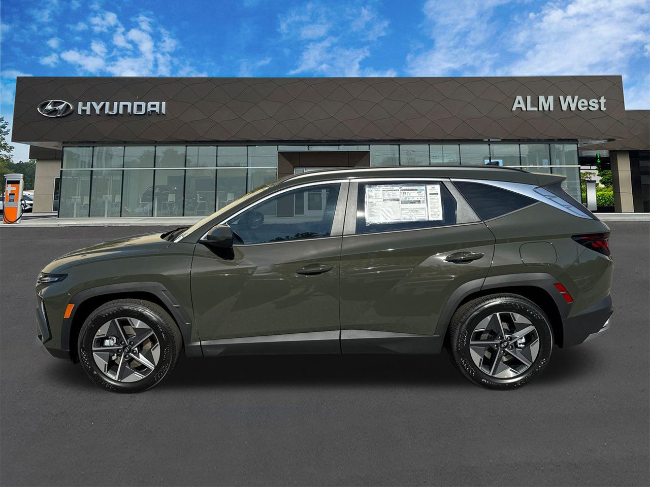 New 2026 Green HYUNDAI SEL FWD image 9