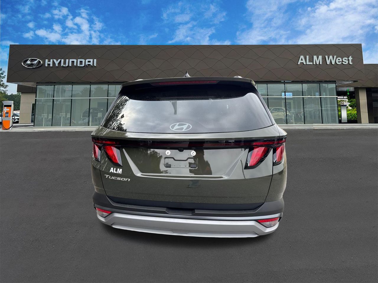 New 2026 Green HYUNDAI SEL FWD image 7