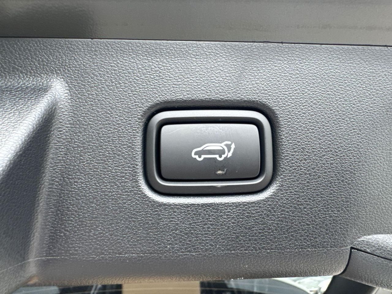 New 2026 Green HYUNDAI SEL FWD image 20