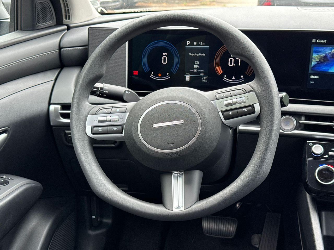 New 2026 Green HYUNDAI SEL FWD image 25
