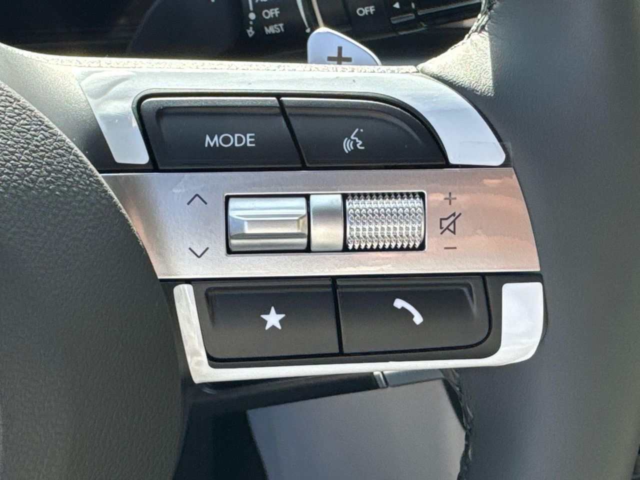 New 2026 White Hyundai Limited FWD image 27