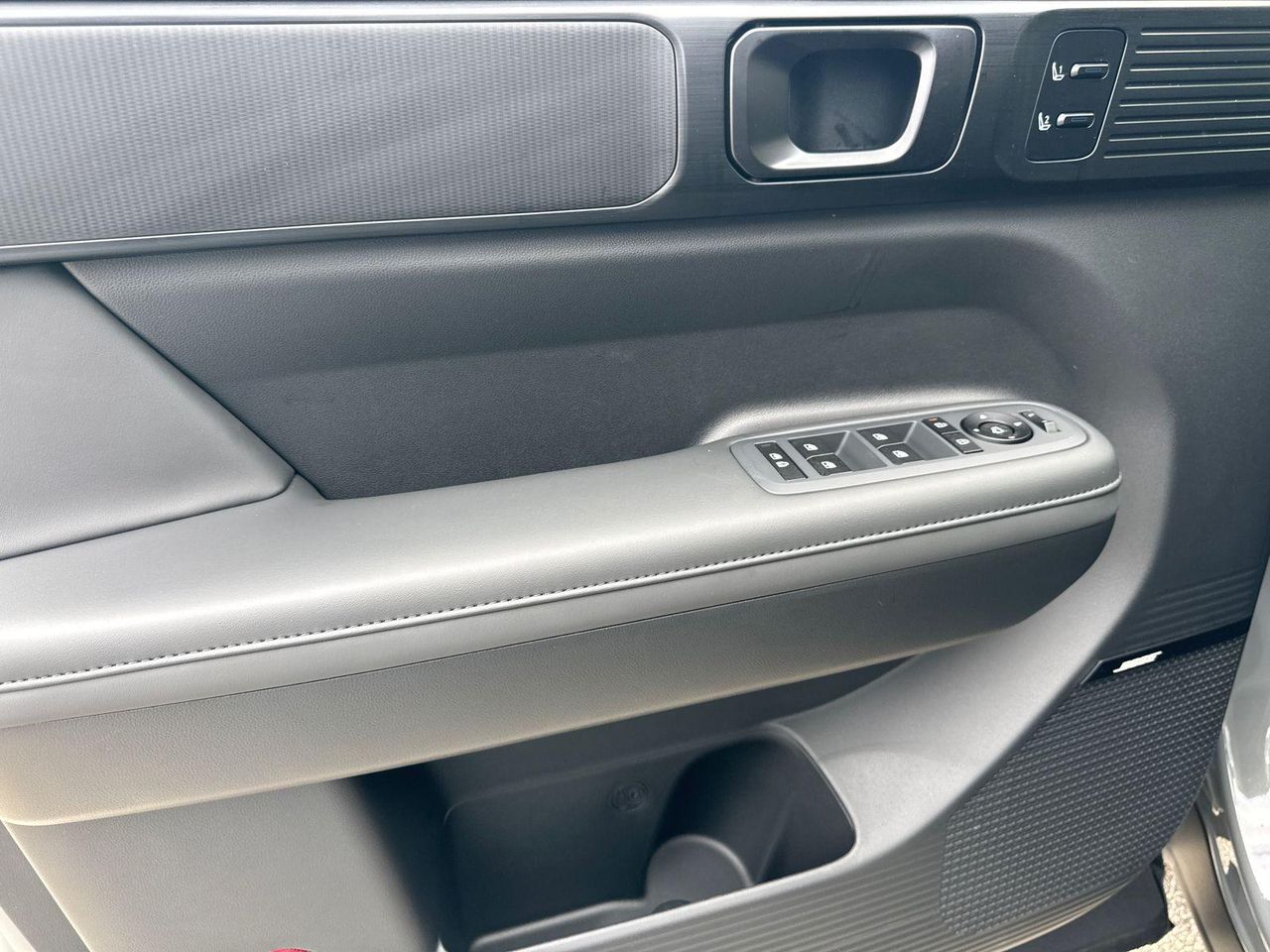 New 2026 Gray HYUNDAI Calligraphy image 11