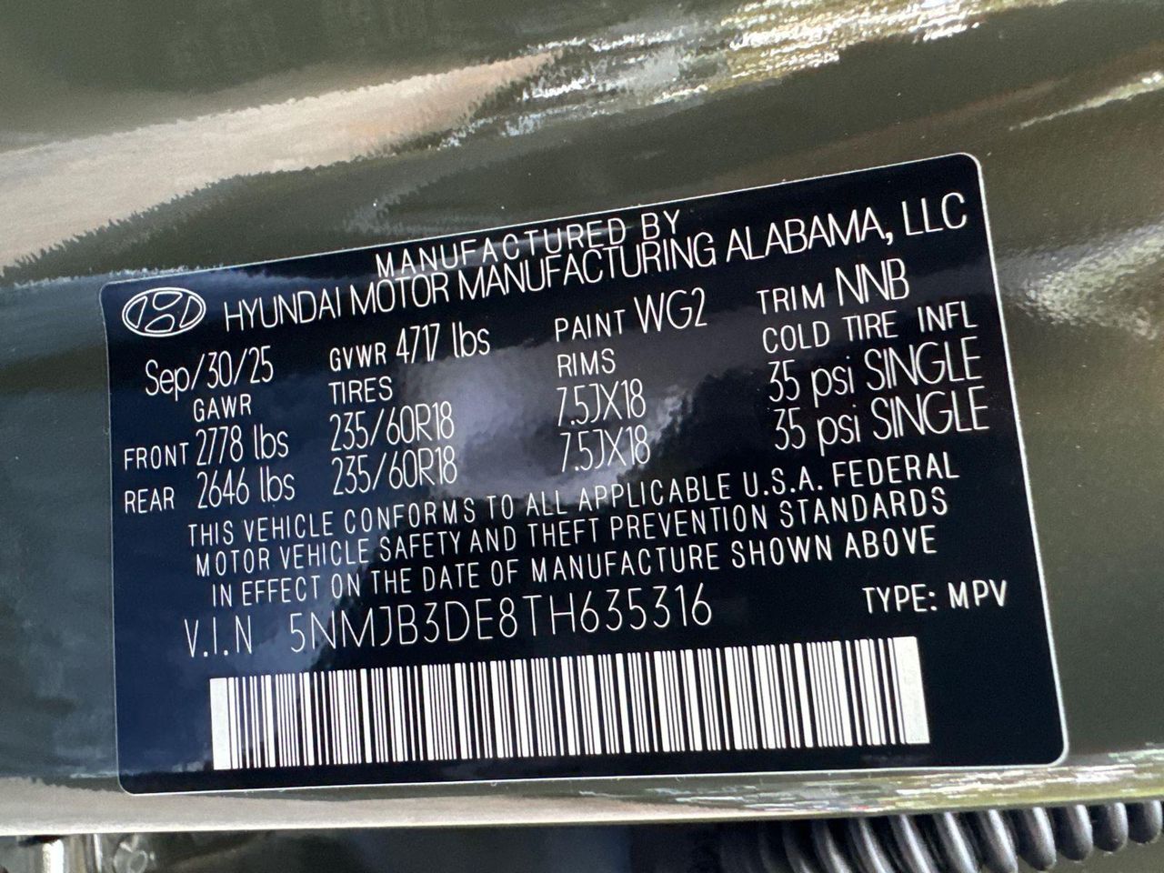 New 2026 Green HYUNDAI SEL FWD image 32