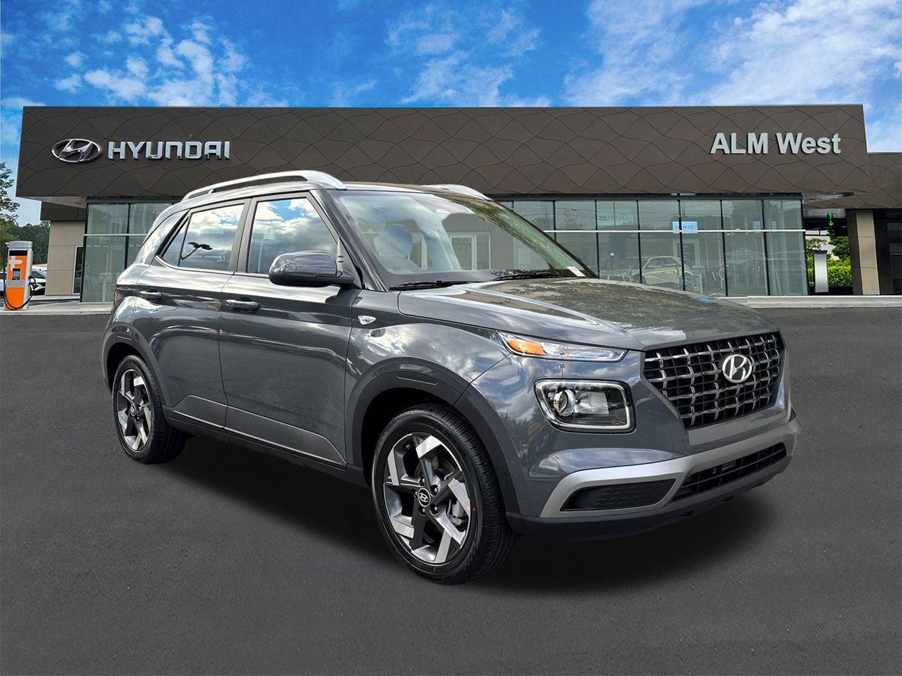 New 2026 Gray HYUNDAI SEL image 4