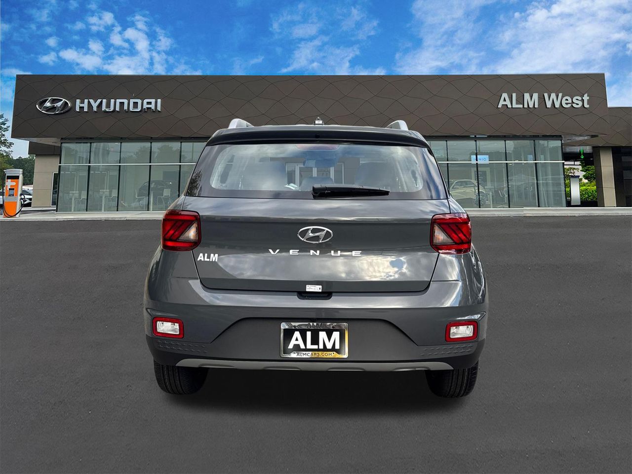 New 2026 Gray HYUNDAI SEL image 7