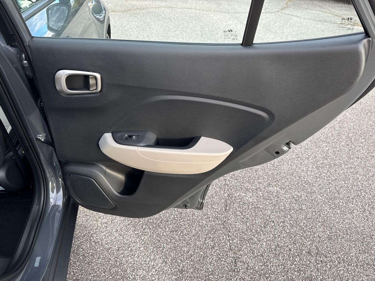New 2026 Gray HYUNDAI SEL image 17