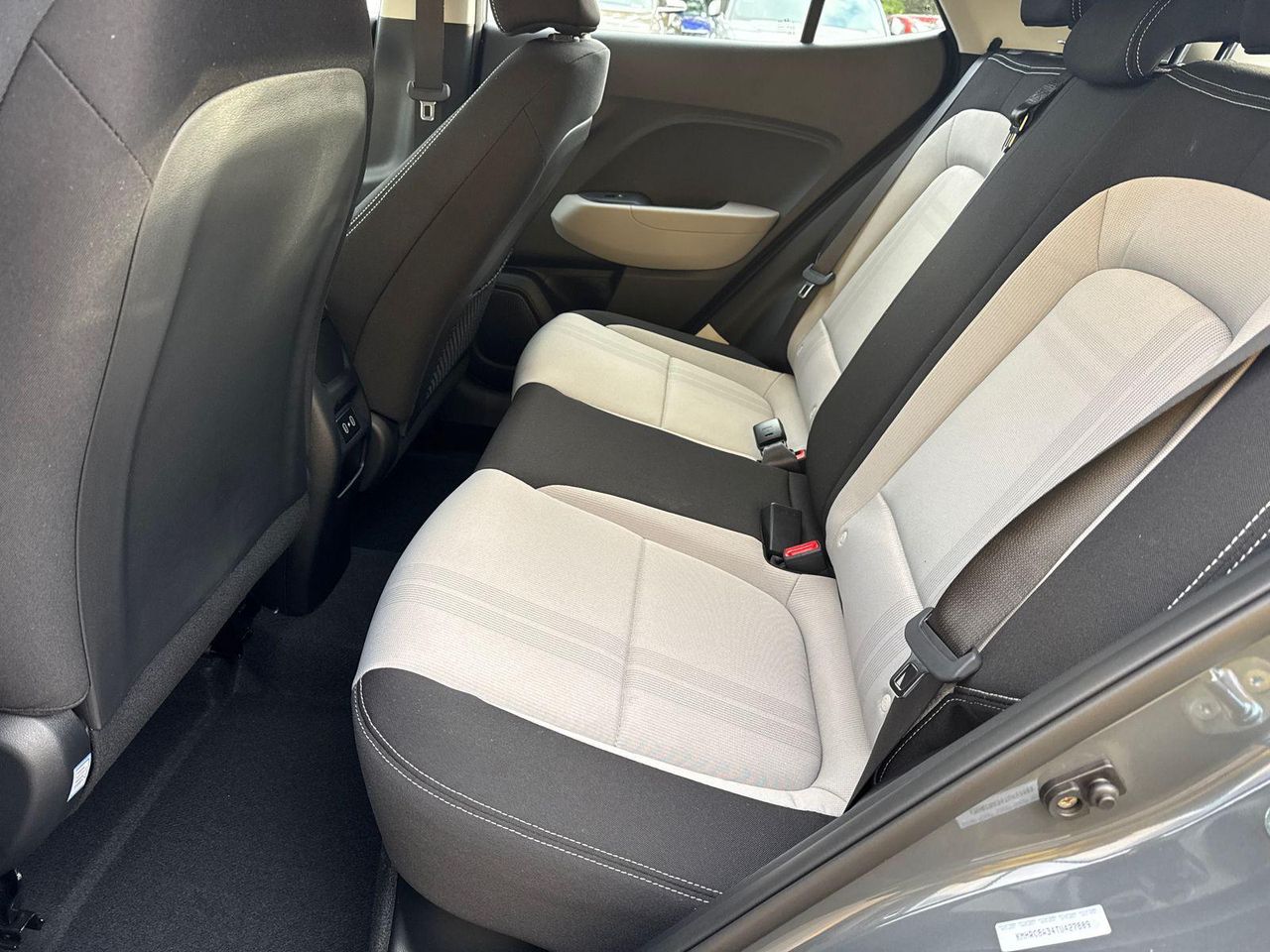 New 2026 Gray HYUNDAI SEL image 21