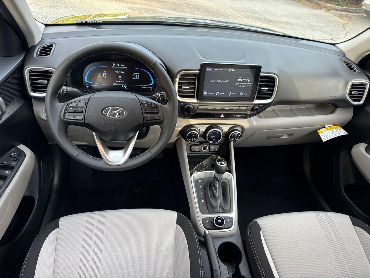New 2026 Gray HYUNDAI SEL image 23