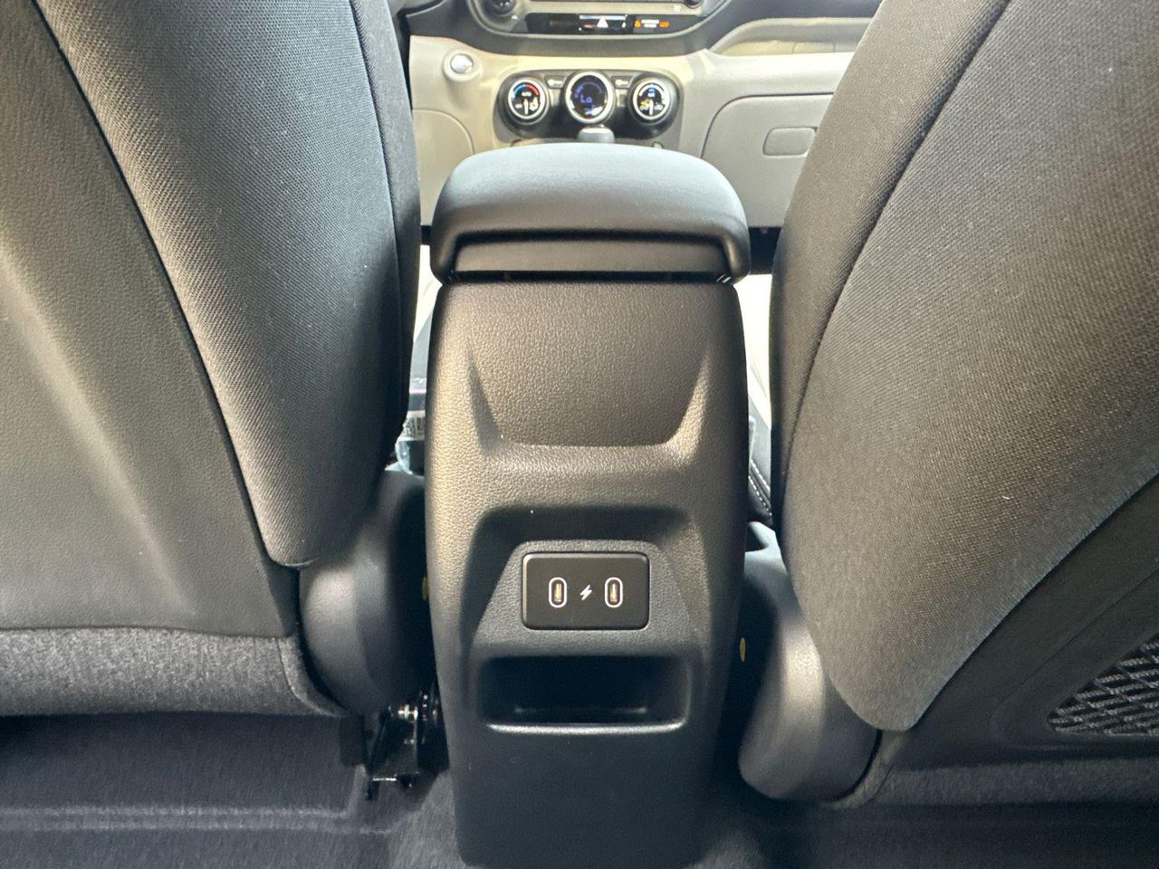New 2026 Gray HYUNDAI SEL image 25
