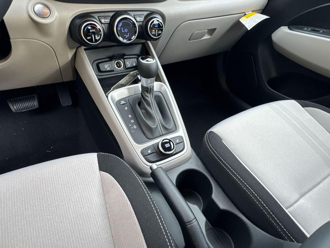 New 2026 Gray HYUNDAI SEL image 30