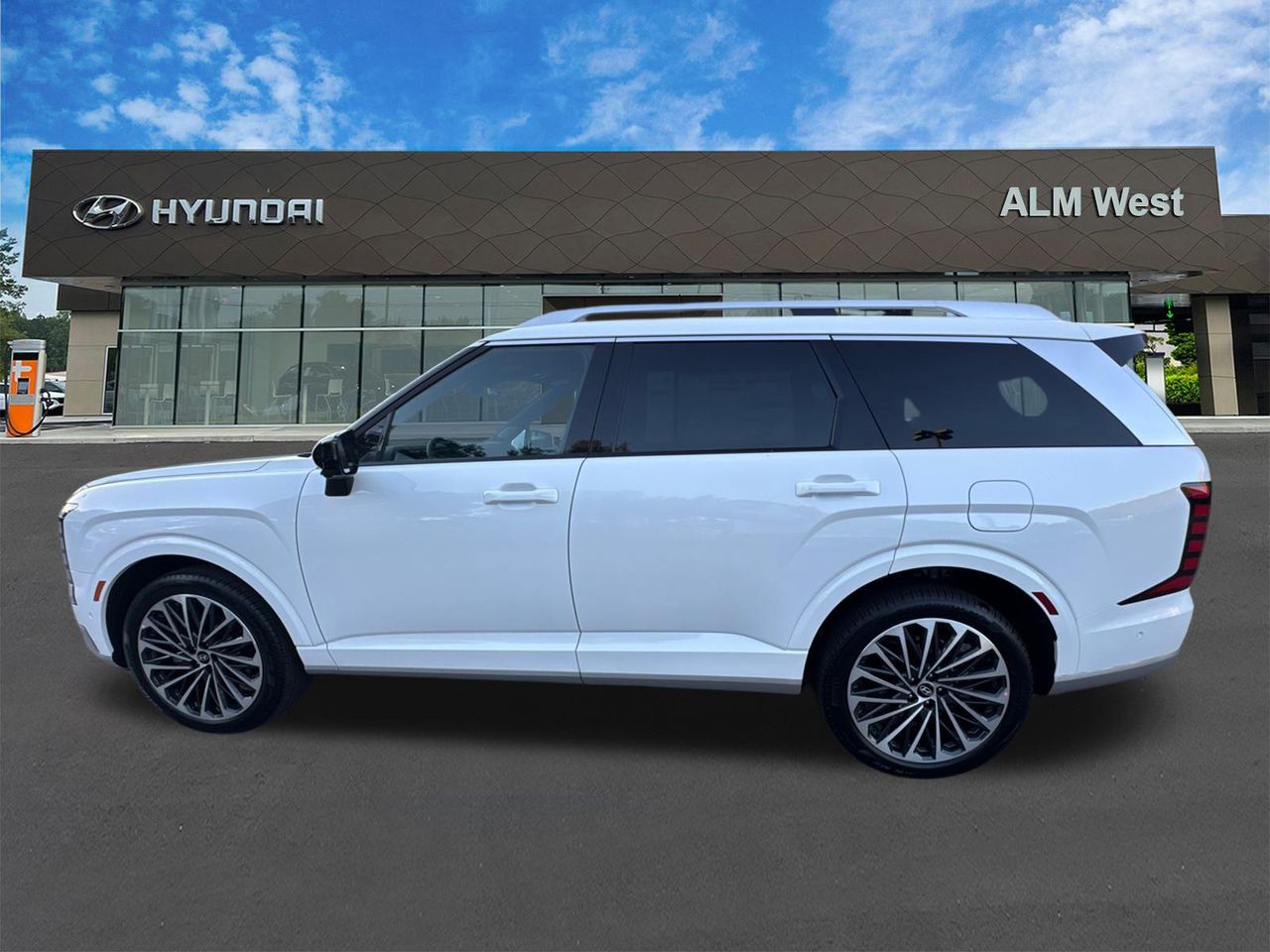 New 2026 White Hyundai Calligraphy FWD image 9