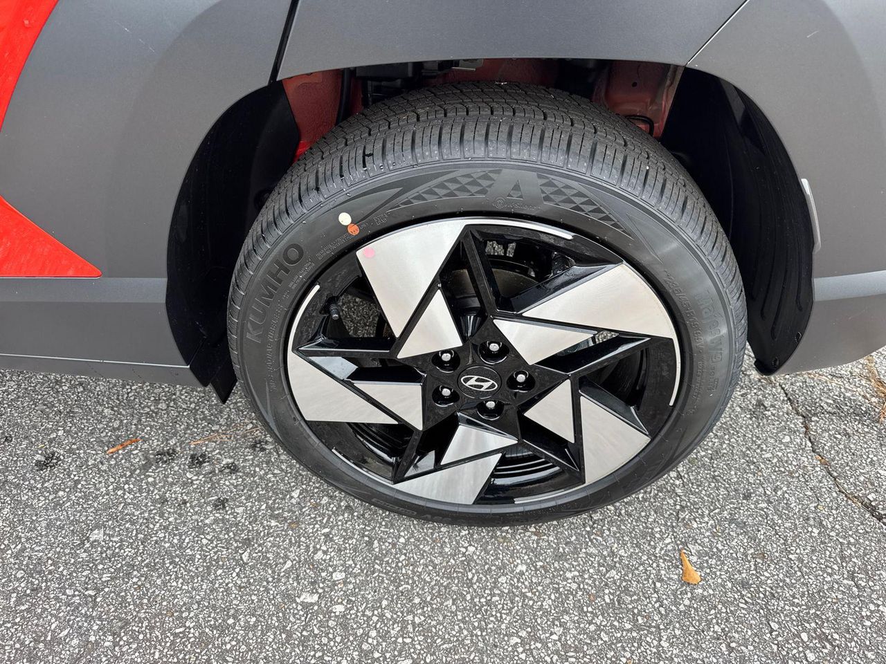 New 2026 Orange Hyundai Limited FWD image 21