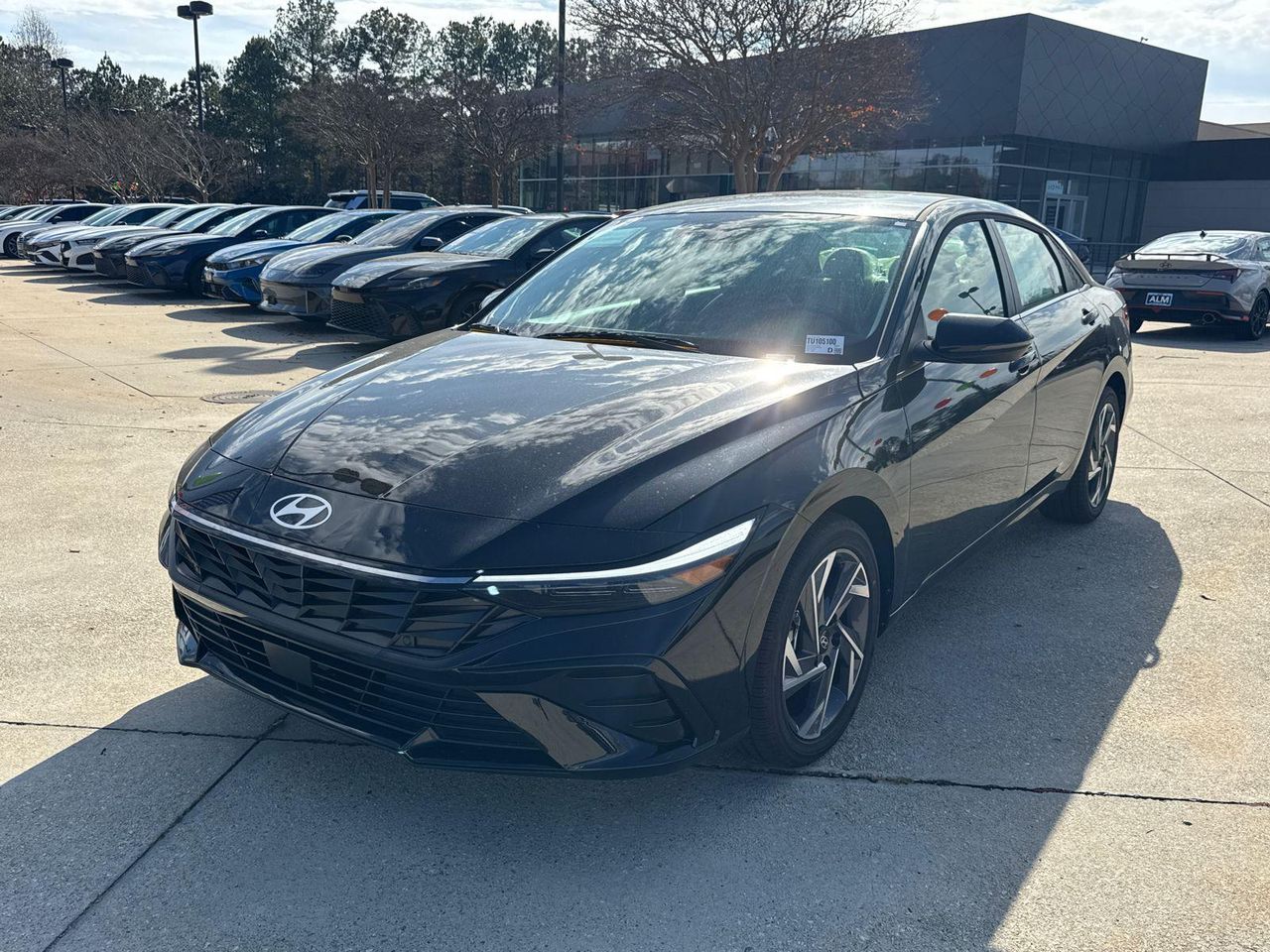 2026 Hyundai Elantra Limited's photo