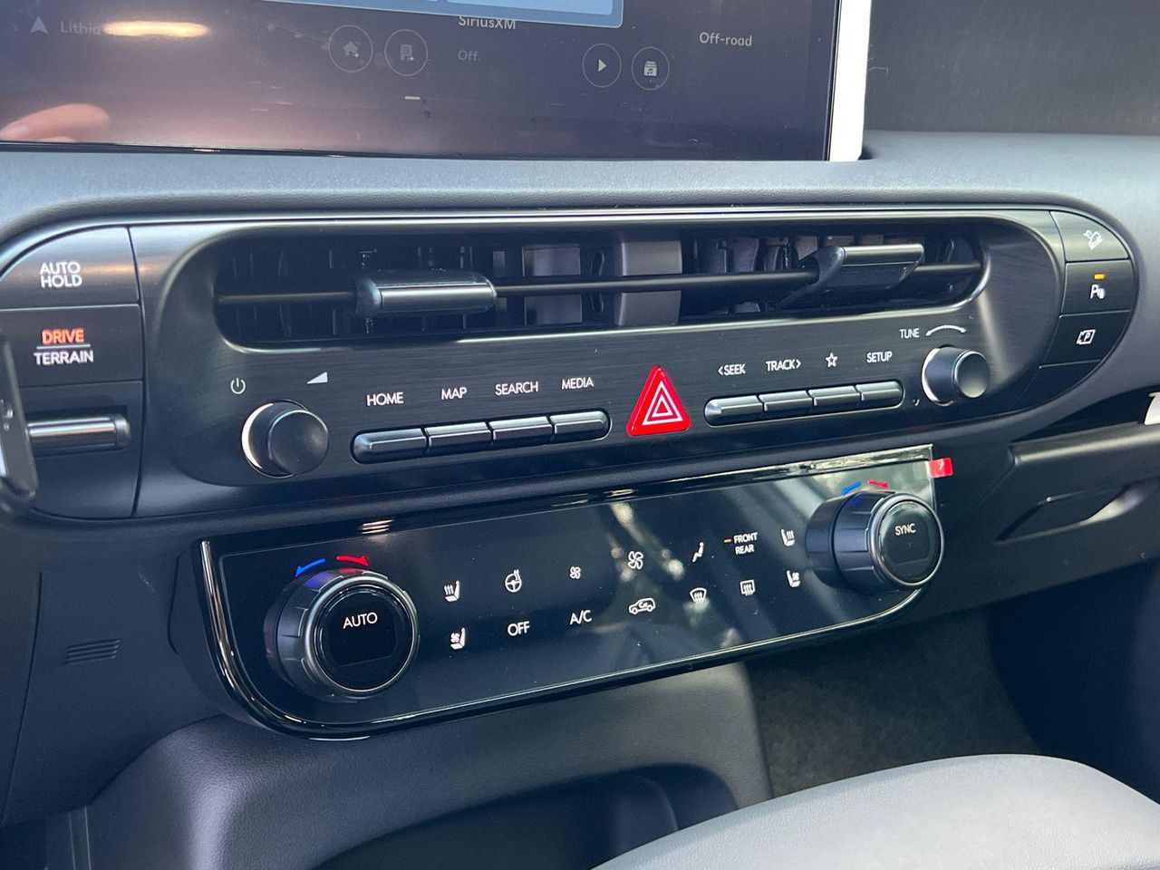New 2026 White HYUNDAI XRT Pro image 26