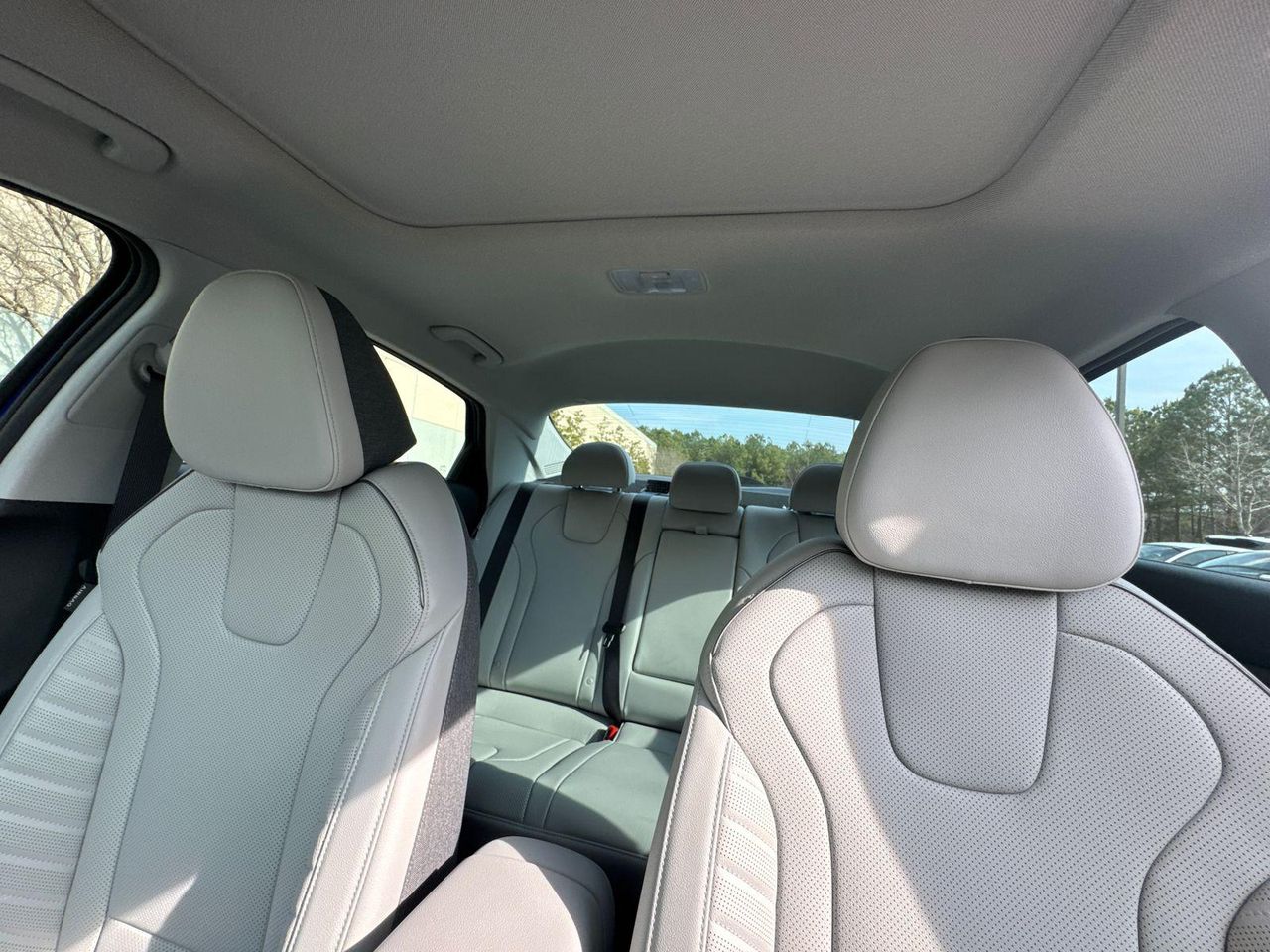 New 2026 Blue HYUNDAI Limited image 32