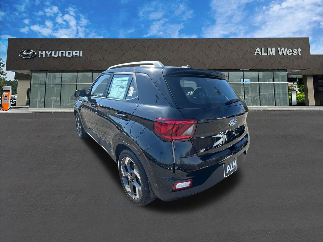 New 2026 Black HYUNDAI SEL image 8