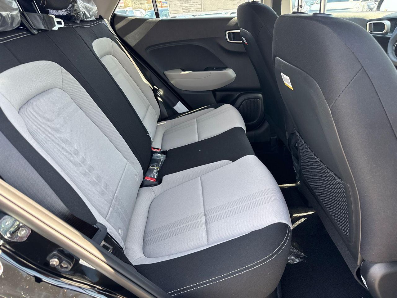New 2026 Black HYUNDAI SEL image 16