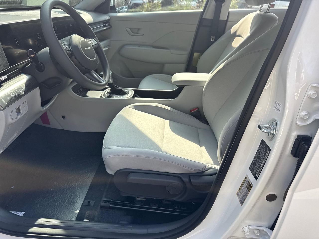 New 2026 White HYUNDAI SE FWD image 10