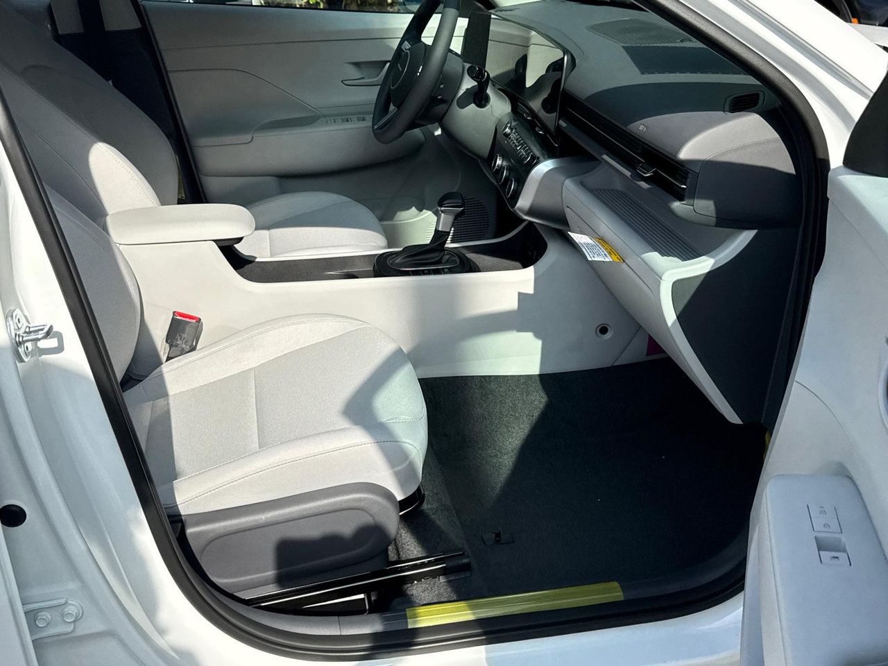 New 2026 White HYUNDAI SE FWD image 14