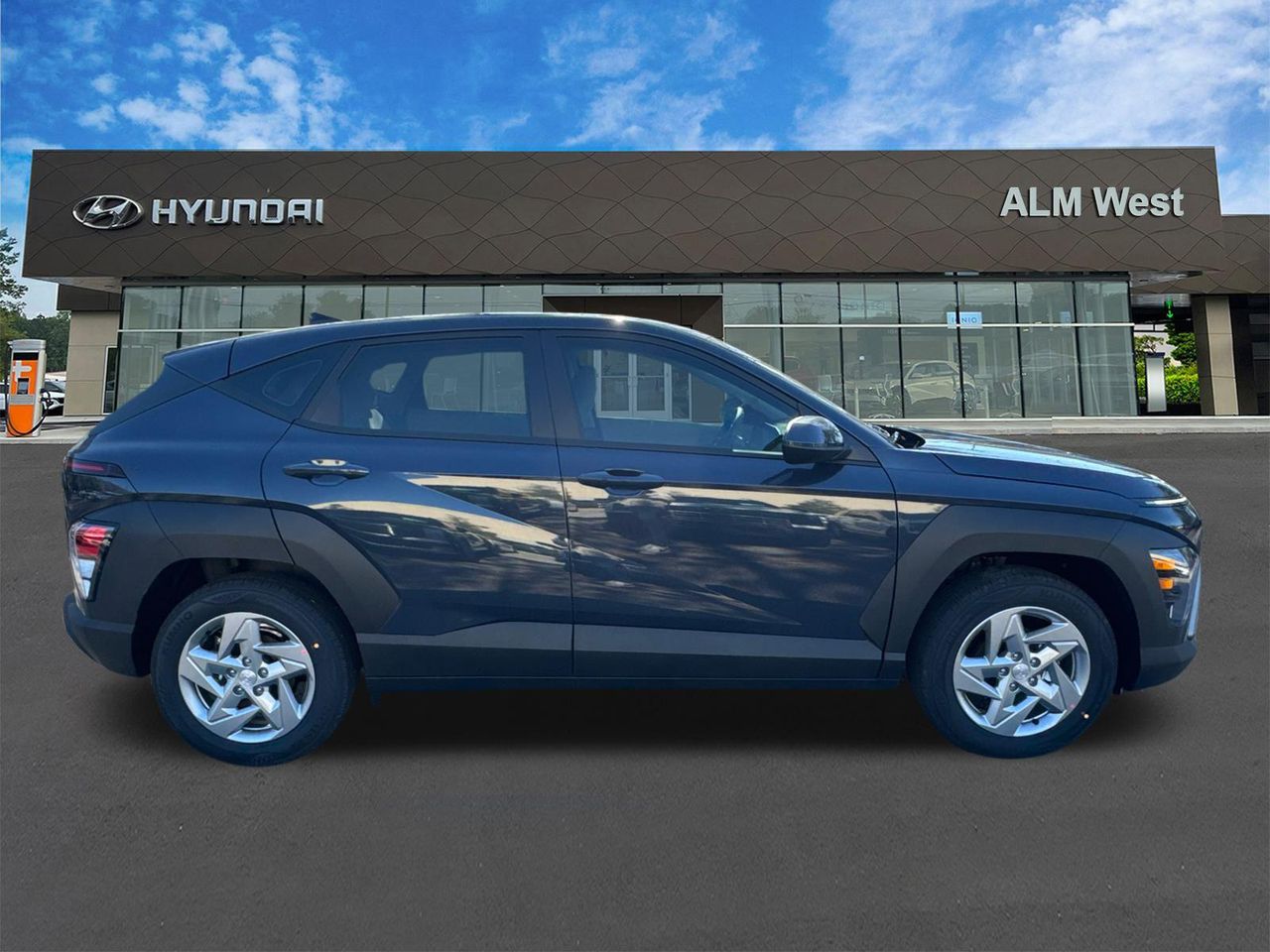 New 2026 Blue Hyundai SE FWD image 5