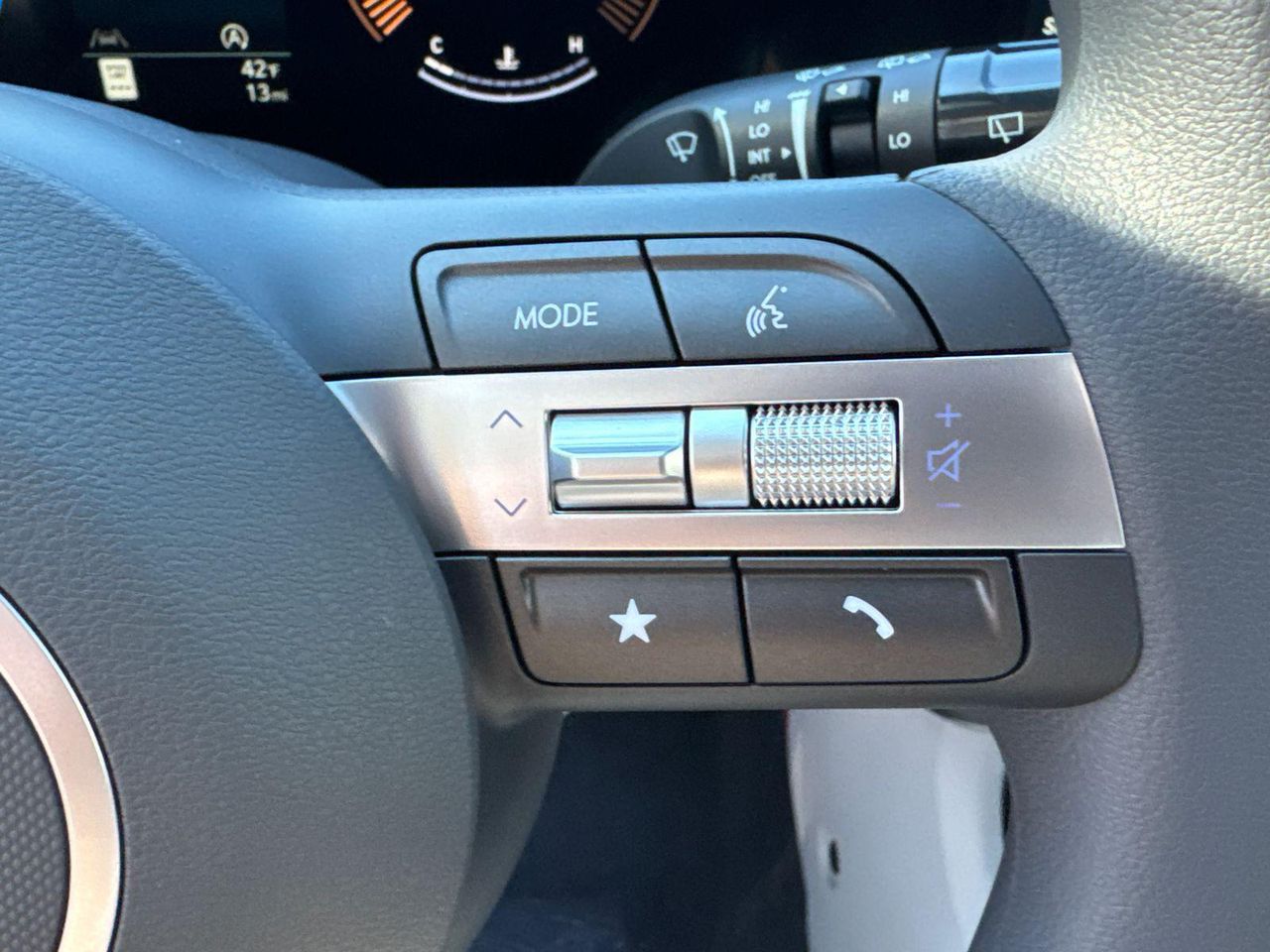 New 2026 Blue Hyundai SE FWD image 28
