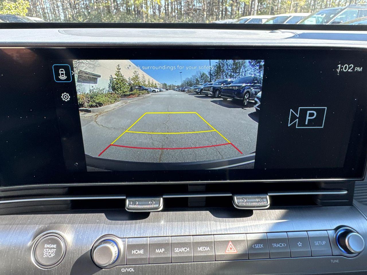 New 2026 Black Hyundai SE FWD image 31