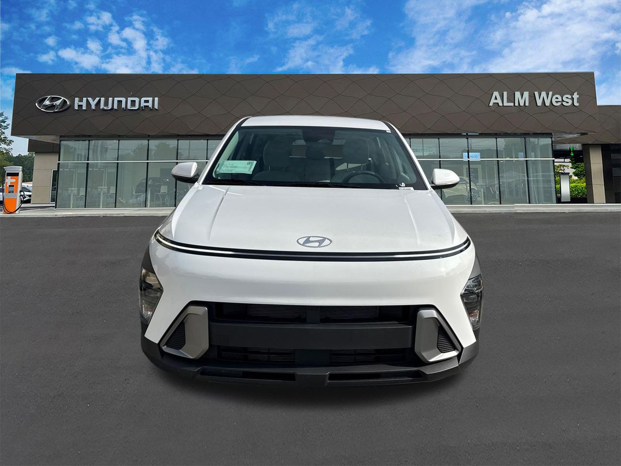New 2026 White HYUNDAI SE FWD image 2