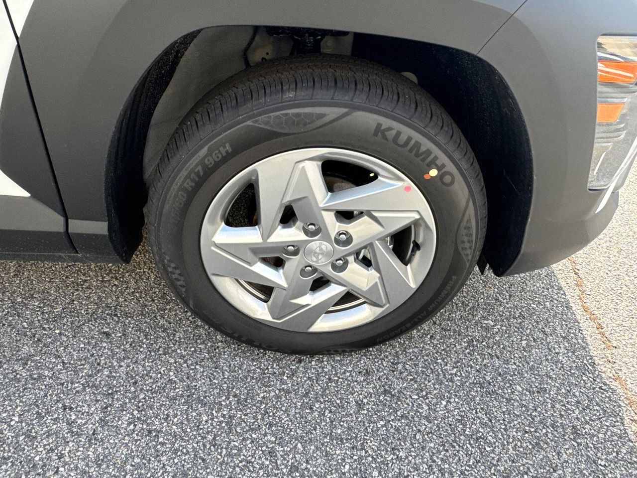 New 2026 White HYUNDAI SE FWD image 13