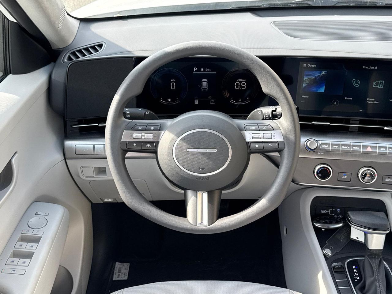 New 2026 White HYUNDAI SE FWD image 24