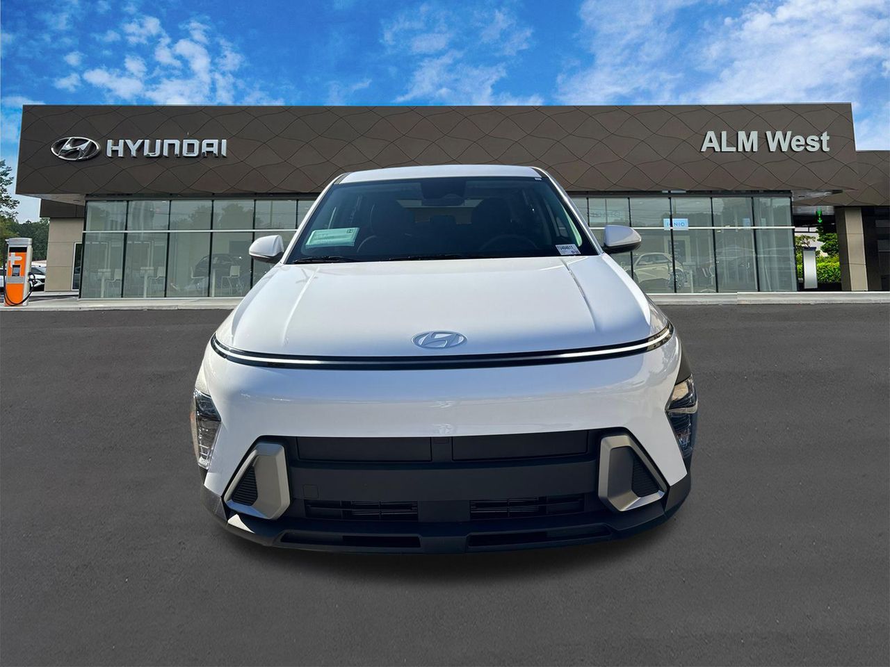 New 2026 White HYUNDAI SE FWD image 2