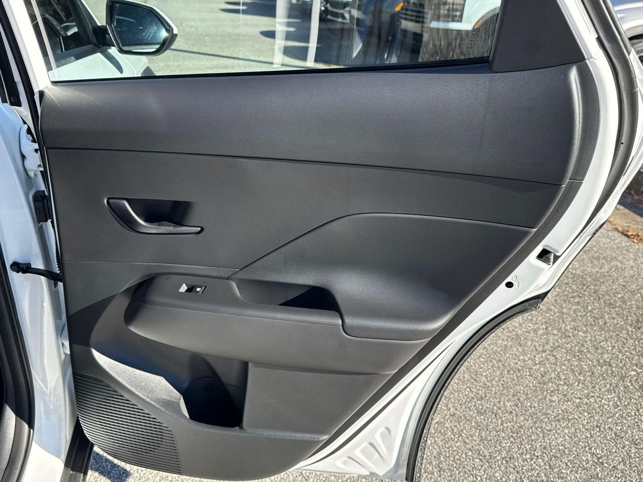 New 2026 White HYUNDAI SE FWD image 17