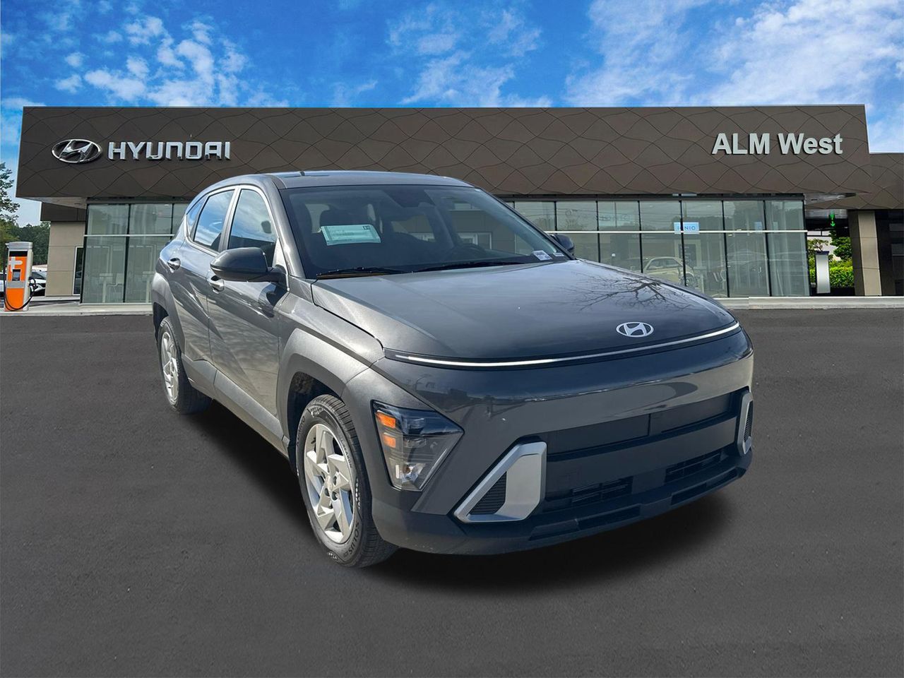 New 2026 Gray Pearl HYUNDAI SE FWD image 4