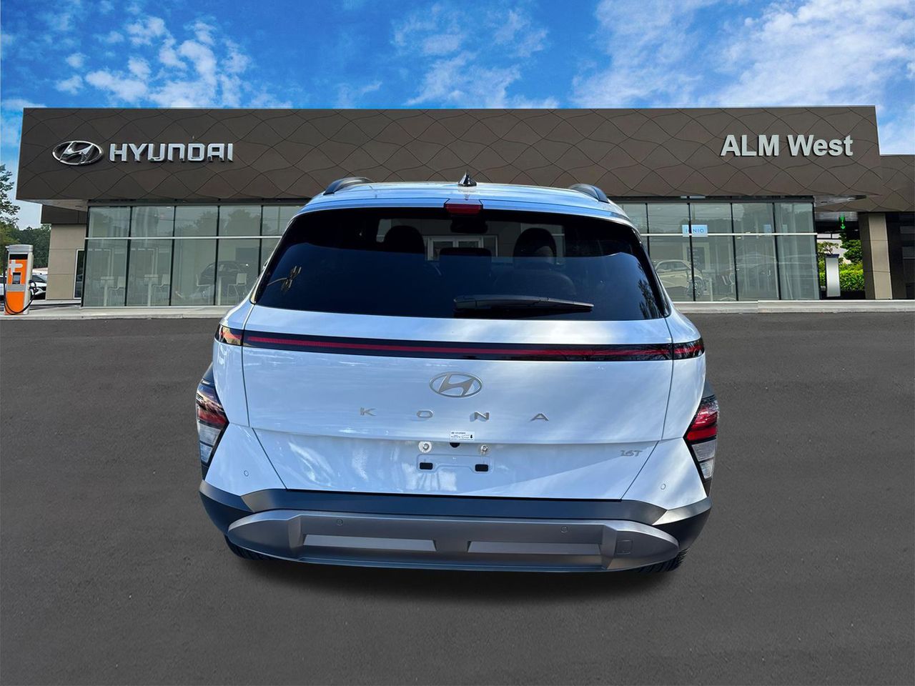 New 2026 White Hyundai Limited FWD image 7