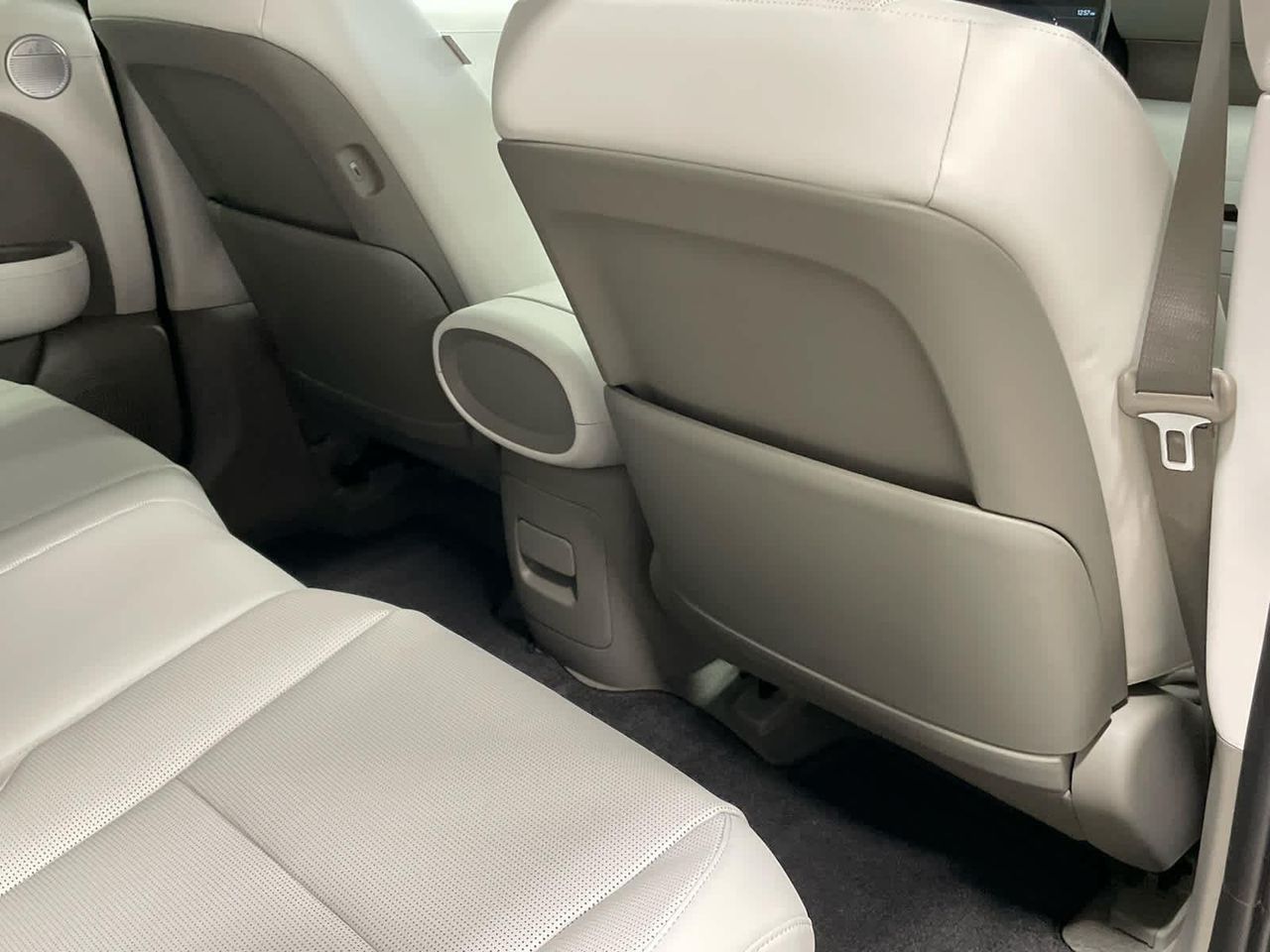 New 2026 Ecotronic Gray Pearl Hyundai SEL AWD image 151