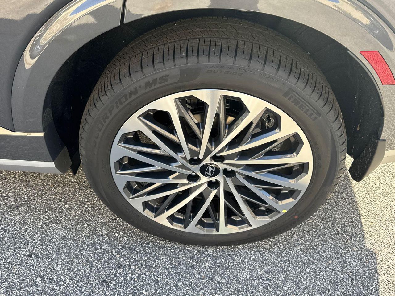 New 2026 Gray Hyundai Calligraphy image 21
