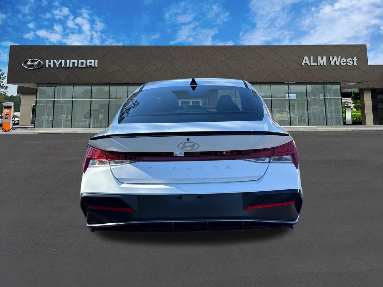 New 2026 White HYUNDAI SEL Sport image 7