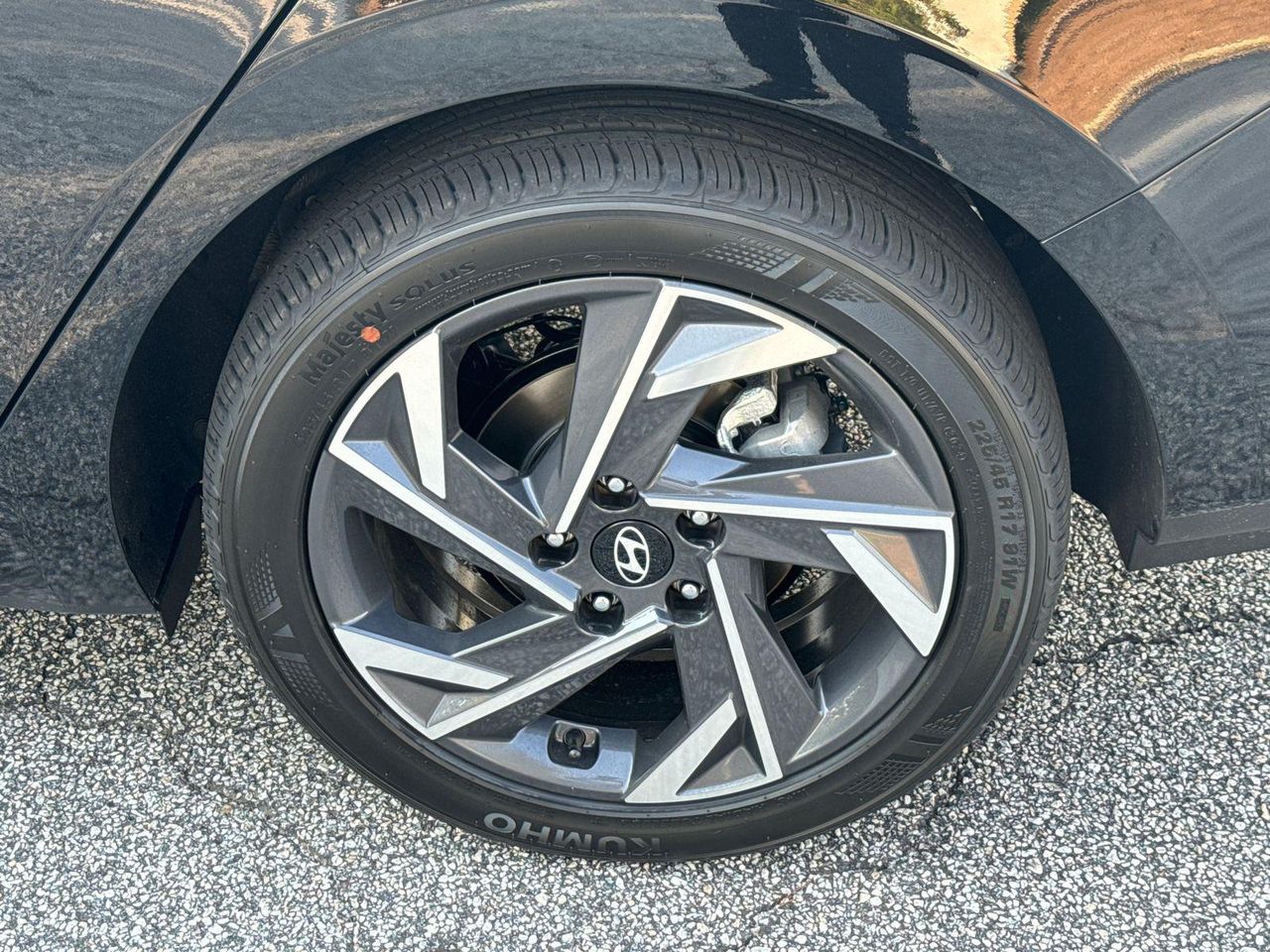New 2025 Abyss Black HYUNDAI SEL Sport image 20